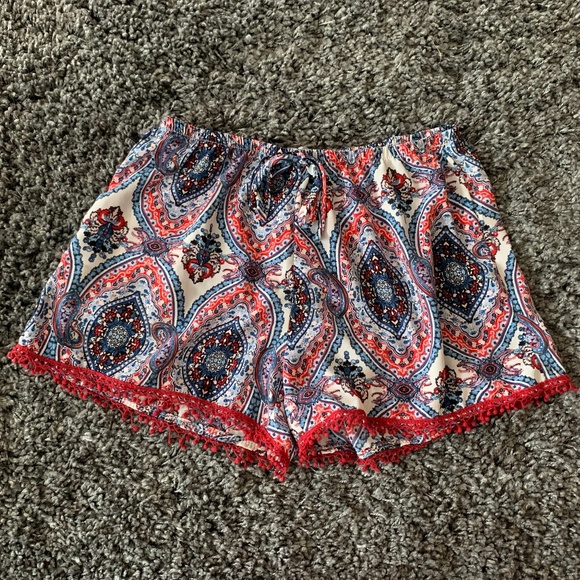 Boho Style Patterned Shorts Size Medium - Picture 1 of 7